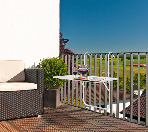 Závěsný balkonový stůl